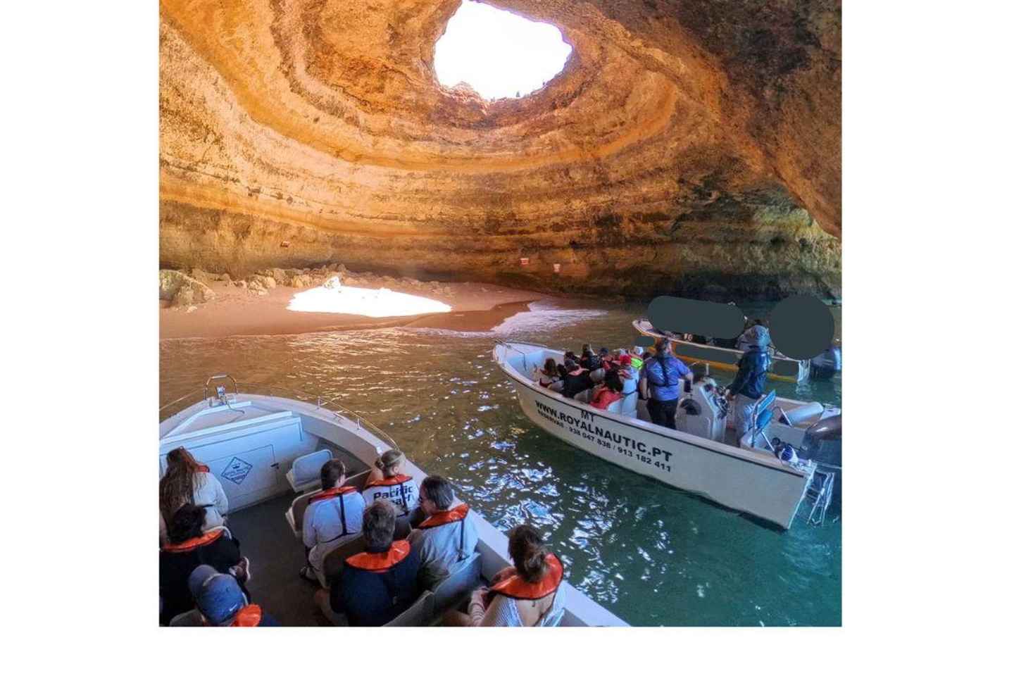From Portimo: Algar de Benagil and Sea Caves Boat Tour - From Portimão: Algar de Benagil and Sea Caves Boat Tour