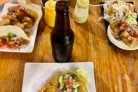 Tacos noturnos e marquesitas com um nativo de Cancún