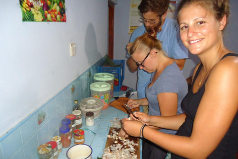 Ella: Clase de cocina con mamá en la Posada Ella Cool Air