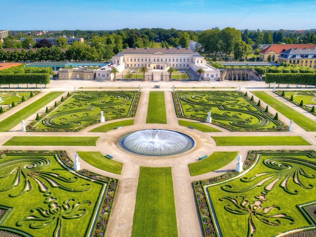 Visit Hanover Royal Gardens of Herrenhausen Guided Tour in Hannover