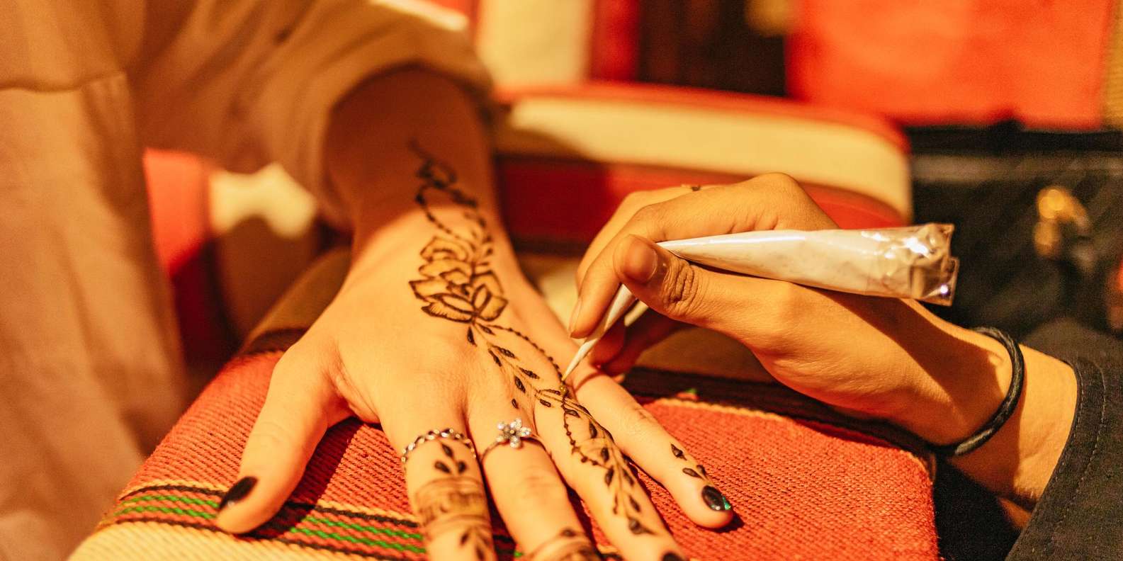 Dubai: Overnight Safari, Dinner, Stargazing & Al Khayma Camp — gallery image 21