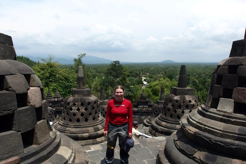 Excursão compartilhada ou particular aos templos de Borobudur e PrambananNascer do sol/manhã em Borobudur e tour guiado em Prambanan