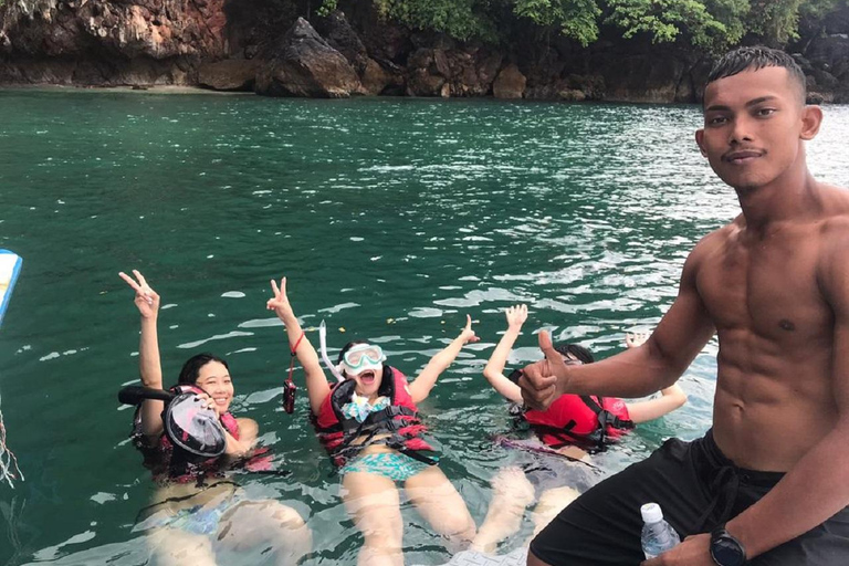 Langkawi: Aventura de mergulho com snorkel em Pulau DangliAventura de mergulho com snorkel em Pulau Dangli para 2 pessoas