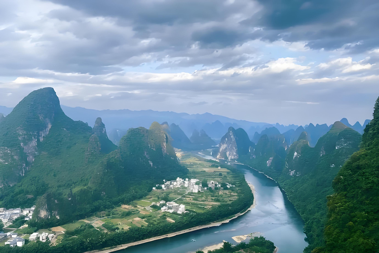 2 Day Guilin Tours: Li River Cruise & Longji Rice Terraces