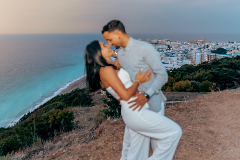 Portraits à Rhodes : Visite privée d&#039;un photographe de vacances3 heures + 75 photos sur 3 sites