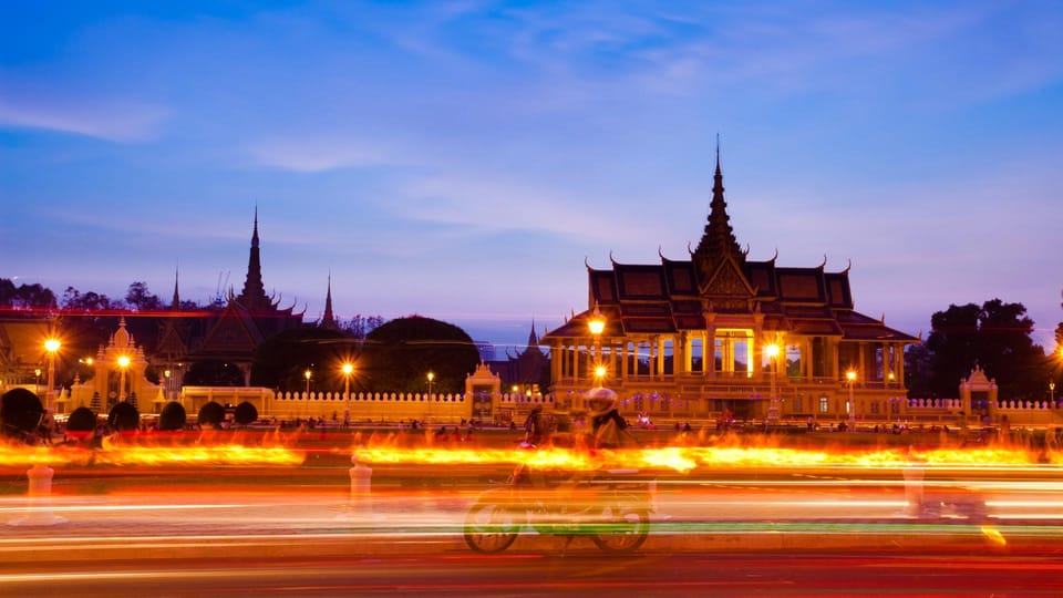 phnompenh-wat-phnom-kr-lovsk-pal-c-a-n-rodn-muzeum-getyourguide