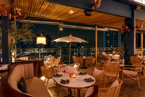 Bangkok: Pastel Rooftop Bar i śródziemnomorskie pakiety restauracyjneZestaw dzielony dla 2 osób