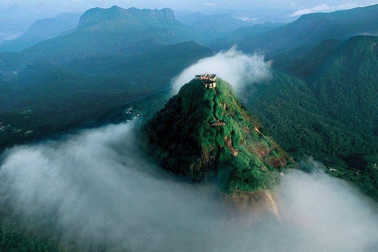 Kandy: 2-Day Adam's Peak Sunrise Hike and Waterfalls Tour