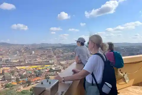 Kampala: Tour guiado por la ciudad a pie con la mezquita de Gadaffi