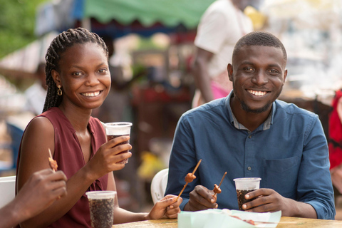 Accra : Visite culinaire nocturne avec un guide régional