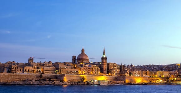 Sliema: Two Harbours Cruise by Night