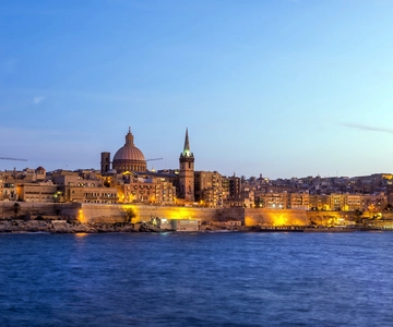 Malta: Marsamxett Harbour and Grand Harbour Cruise by Night