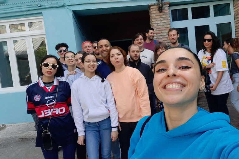 Tbilisi: Rooftop and Hidden Alleyways Walking Tour