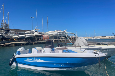 Polignano a Mare Caves and Grottos Tour by Boat with Spritz Polignano a Mare: Caves and Grottos Boat Tour with Spritz