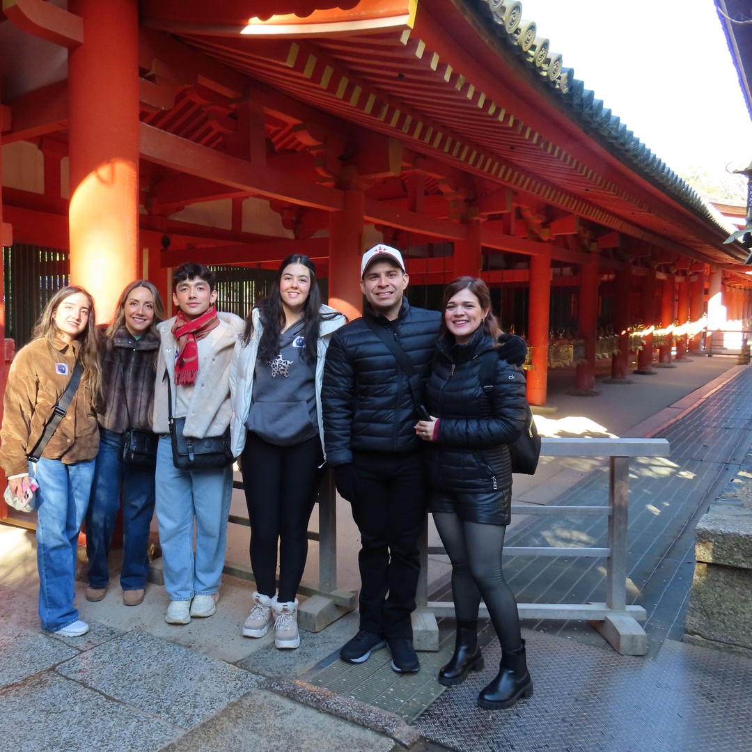 京都発：奈良歴史ガイド付き半日バスツアー（昼食付き） | GetYourGuide