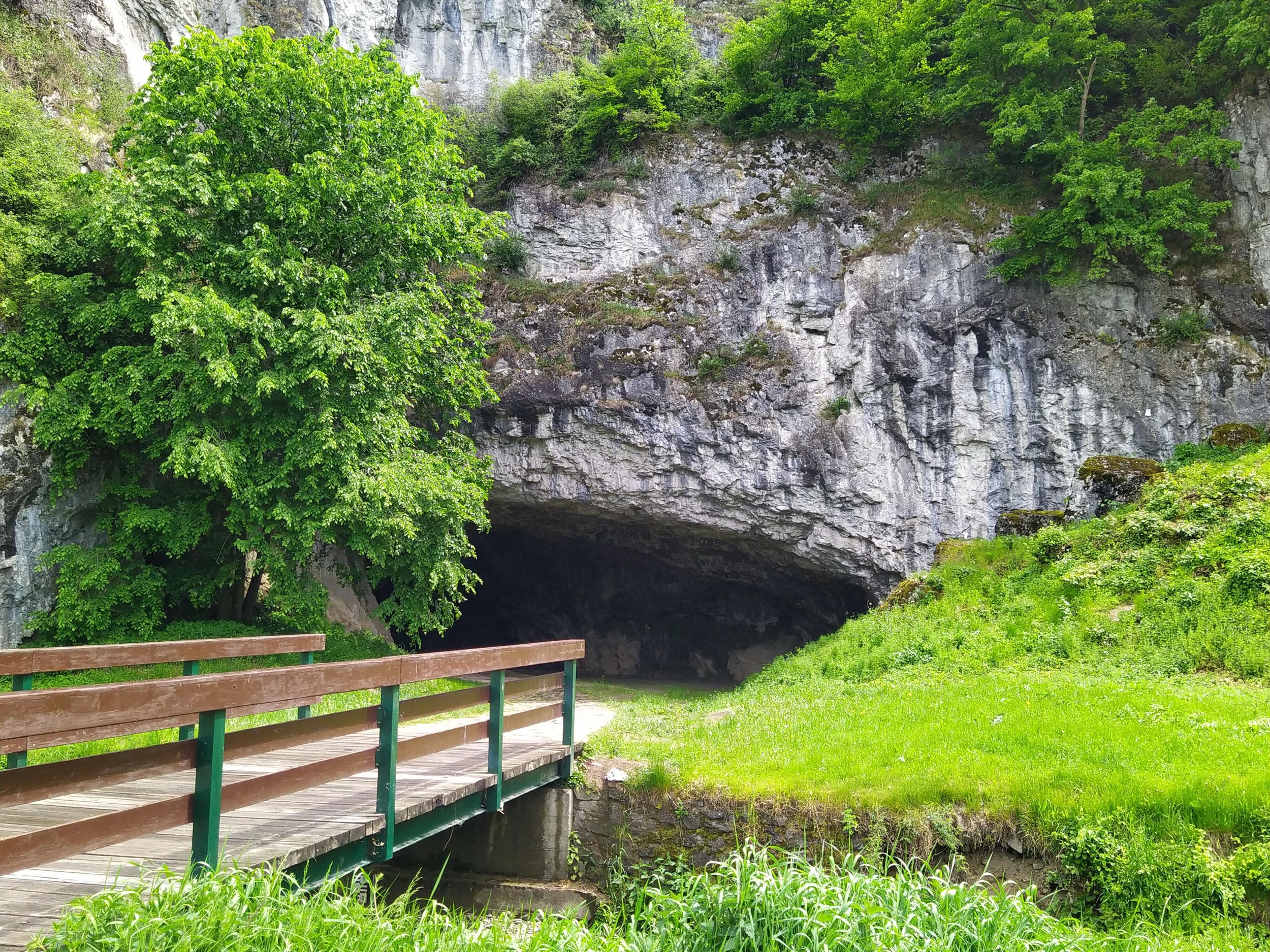Entdecke den Mährischen Karst: Sieben Stopps, eine maßgeschneiderte Tour