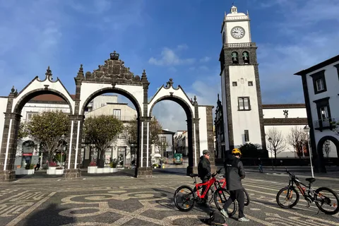 Ponta Delgada: E-Bike Radfahren Tour
