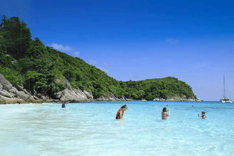 Phuket: Raya Island, Maithon Island, &amp; Dolphin Spotting Tour