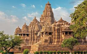 From Khajuraho: Full-Day Sightseeing Tour with Tiger Safari