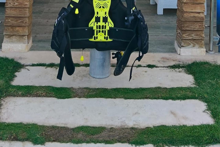 Sahl Hasheesh Elite Beach Dive & Coral Reef Experience