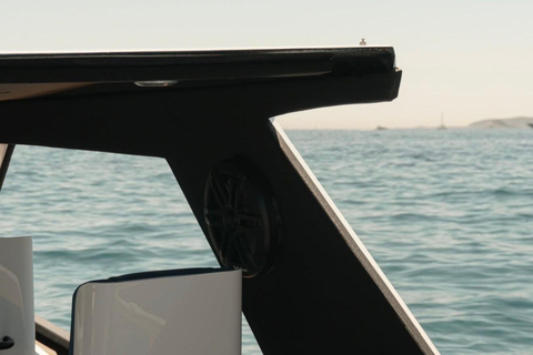 Mykonos to Paros & Antiparos by Ronin 35', transfer included