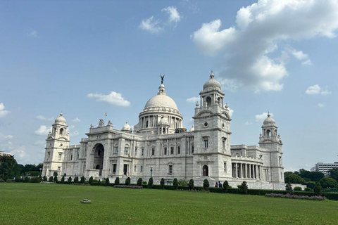 Kolkata: tour guidato della città con giro in tram e snack