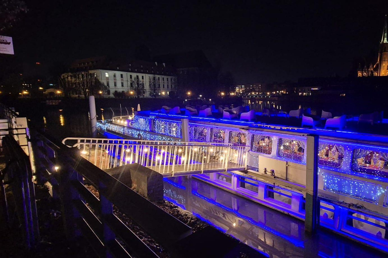 Wrocław: Luxury Dinner Cruise 4-Course on the Odra River
