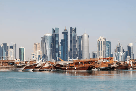 Doha: Crucero en dhow al atardecer, incluido servicio de recogida y regreso