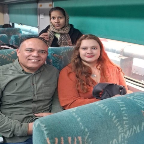 Visit Delhi-Agra-Jaipur-varanarsi - Transfer by Express Train in Varanasi