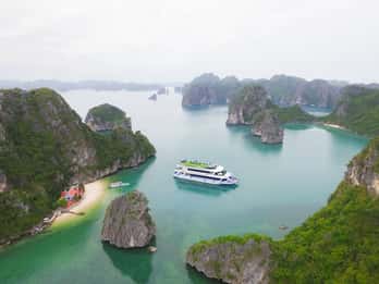 Бухта Халонг: 8-часовой ежедневный тур по LA CASTA DAILY CRUISE