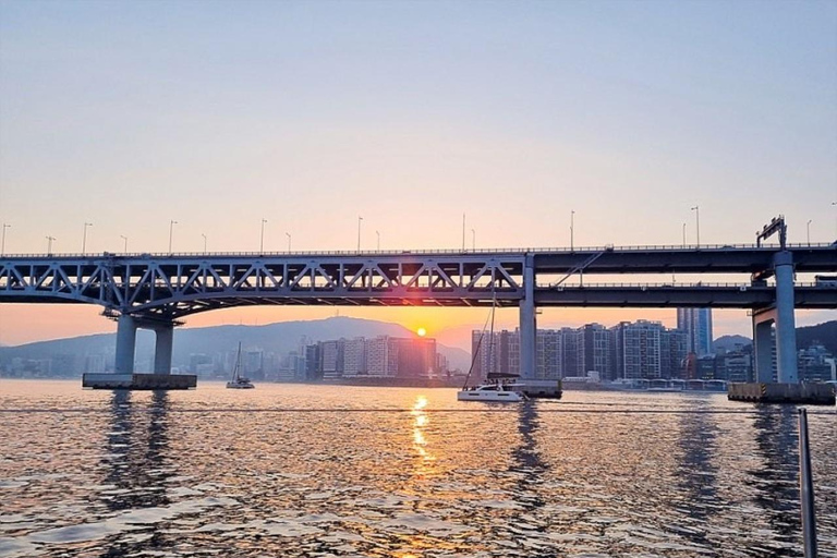 Busan Private Cultural&Coastal Tour with Sunset Yacht Cruise