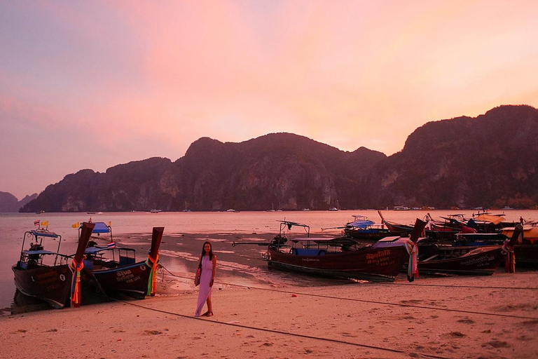 De Phi Phi: Pôr do sol e excursão com snorkel para plâncton bioluminescente