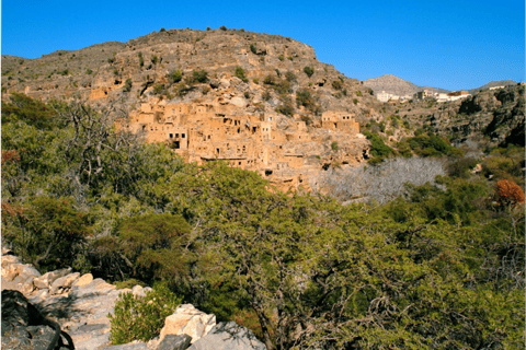 Muscat: Jabal Akhdar Sunset Tour with Picnic Lunch