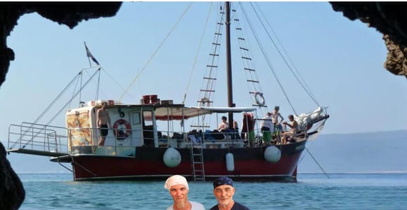 Unbewohnte Insel: Entdecke Plavnik mit einem Piratenschiff Unbewohnte Insel: Entdecke Plavnik mit einem Piratenschiff