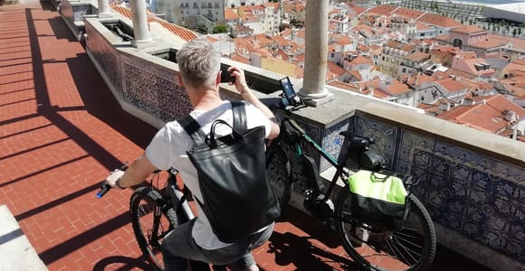 Lissabon: Geführte 7-Hügel-Panorama-Tour mit dem E-Bike