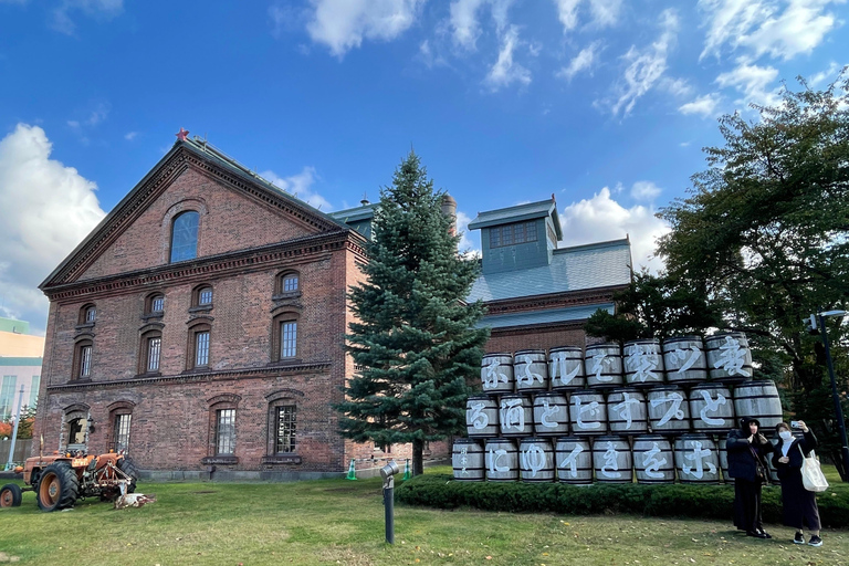 Sapporo: Beer Museum Tour with Tasting of Local Brews Meet and end on-site