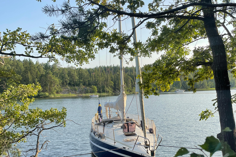 Paseo en velero por Estocolmo