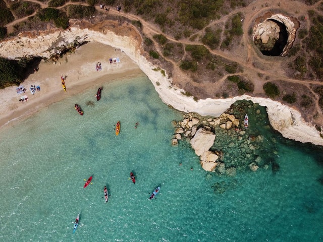 Kajak-Ausflug nach Otranto, zu den Höhlen und Wasserfällen