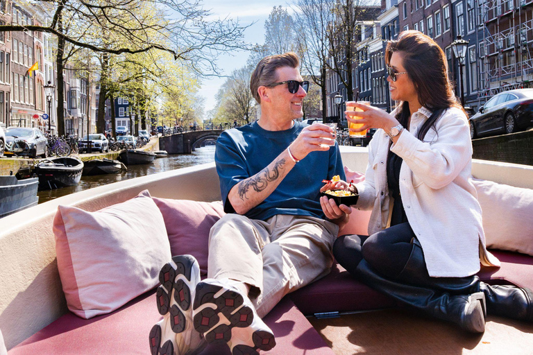 Cheese & Drinks Guided Amsterdam Boat Tour, All Inclusive Dutch cheese & drinks canal cruise - VIP PACKAGE