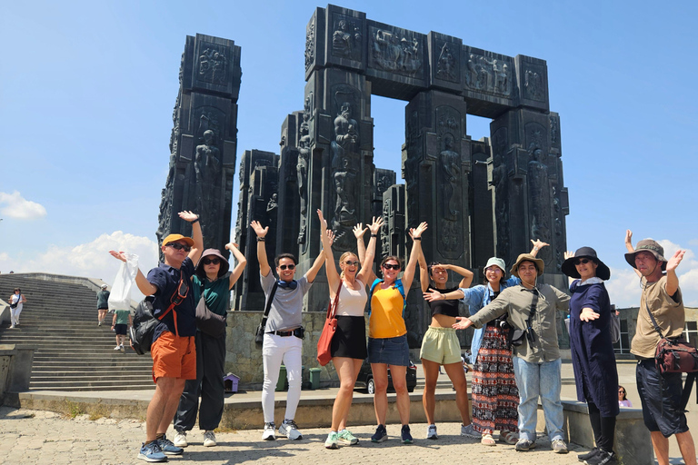 Tbilisi: Chronicles & Mtskheta Cultural Tour With Boat