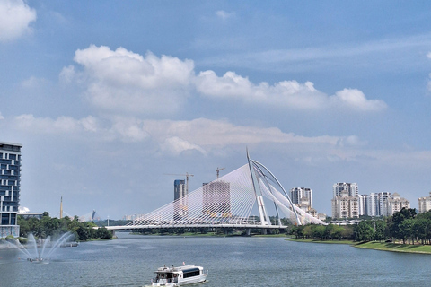 Putrajaya Tour: Pink Mosque, Lake & Scenic City Highlights