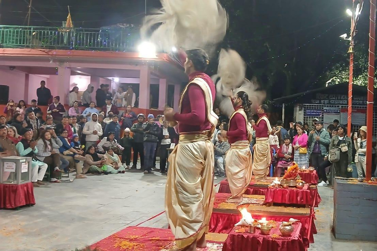 Pokhara: Aarati ceremonie in Tal Barahi tempel met gids