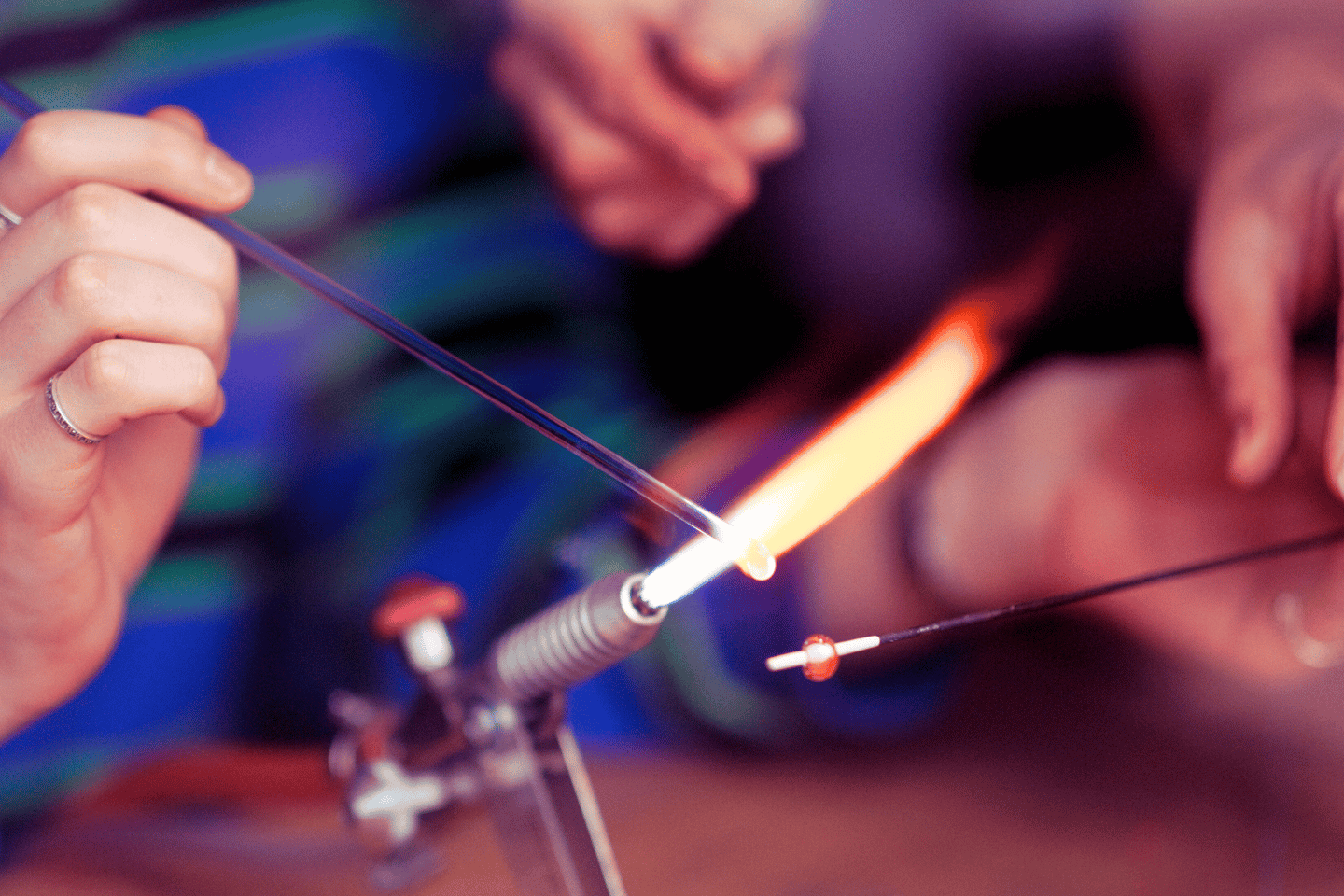 카벨보그: 유리 공예 체험하기