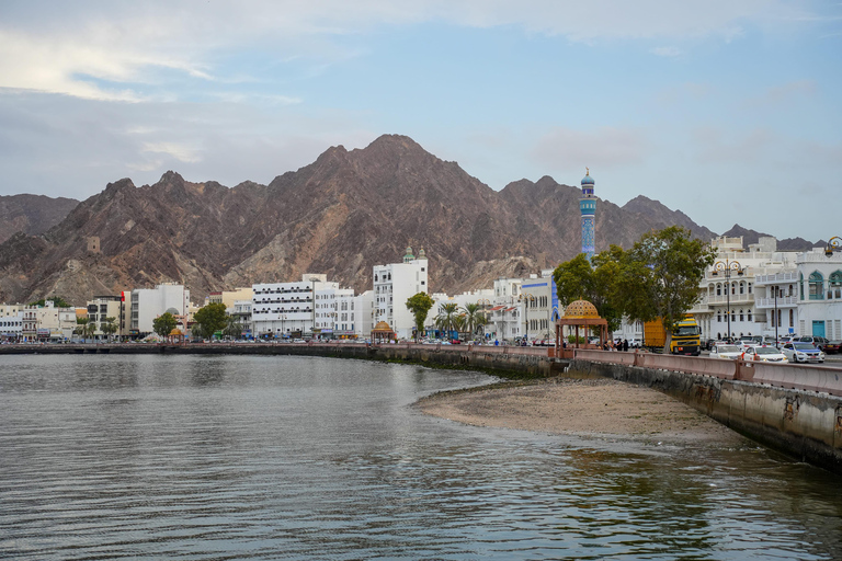 Muttrah Fort: Explore Muscat's Historic Hilltop Fort