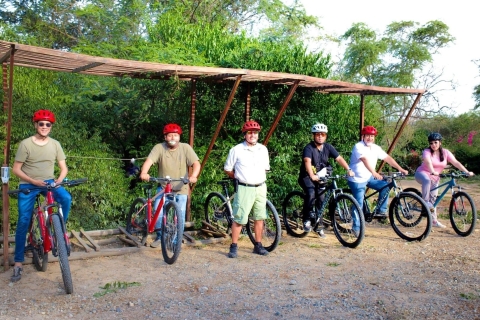 Mountain bike Specialized tour in the Pomac Forest Sanctuary