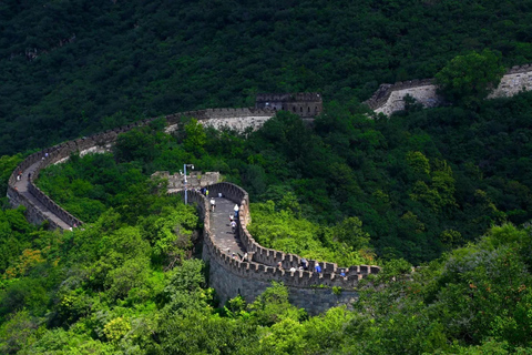Mutianyu Great Wall Ticket, Transfer by Business Van/Coach Transfer by 20-22 seats Coach