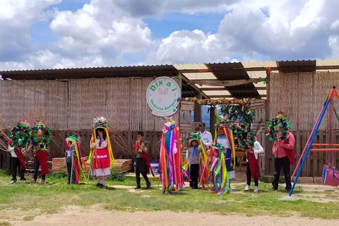 Amealco: Doll workshop and cookie and pulque tasting