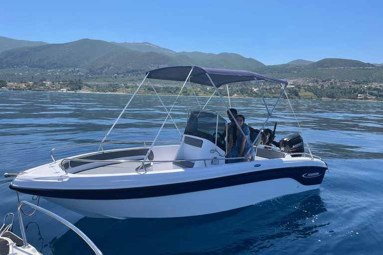 Zakynthos: Selbstfahrende Schnellboote zum Schiffswrack und den blauen HöhlenHalbtagesmiete - 4 Stunden