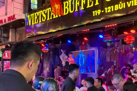 Von Ho Chi Minh aus: Akustik Live Musik & Street Foodtour