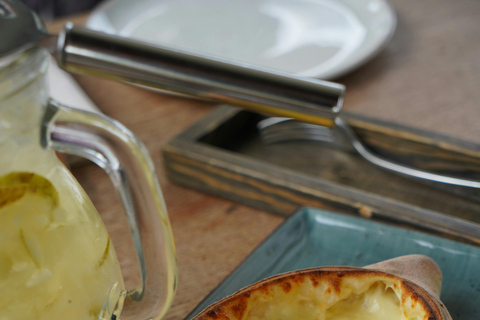 درس خاتشابوري الأجارستاني - تعلم وطهّ واكلدرس طهي جورجيا مع عشاء وعرض رقص